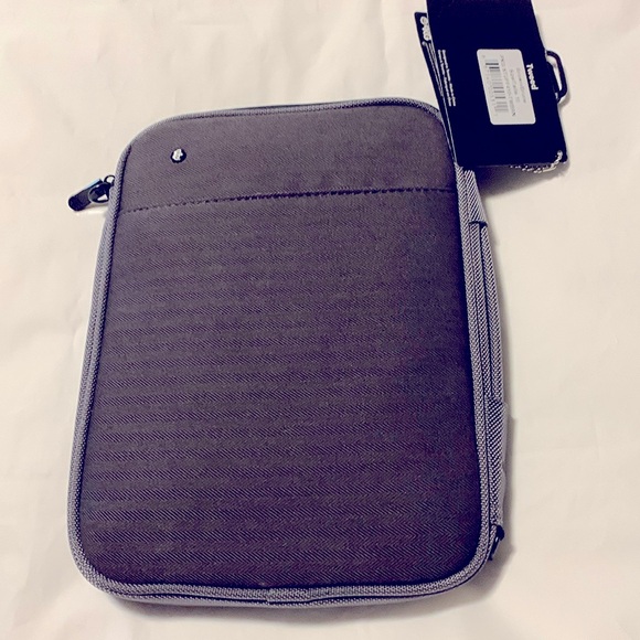 NWT Tablet Sleeve - Picture 2 of 5